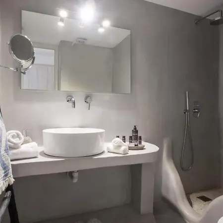 Jonaz Rooms & Suites Mykonos Town Exterior photo